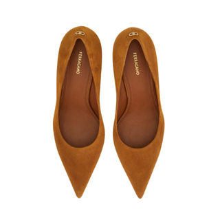Salvatore Ferragamo - Elydea Pump Shoe in Natural
