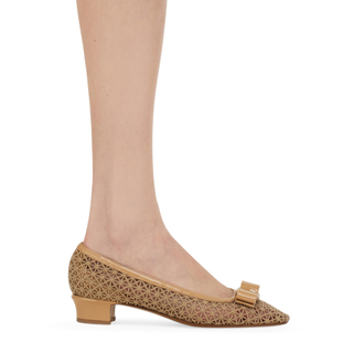 Salvatore Ferragamo - Macramé Vara Bow Pump in Soft Camel Biscotto