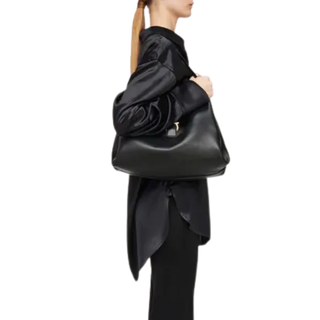 Salvatore Ferragamo - Tote bag (L) in Nero