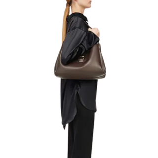 Salvatore Ferragamo - Tote bag (L) in Concrete