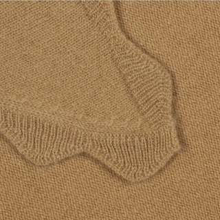 Scallop Knit Triangle in Camel Heather
