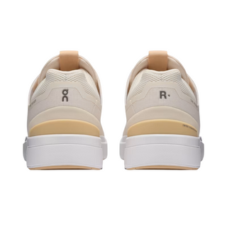 On Running - The Roger Spin Dew/Savannah (Women)