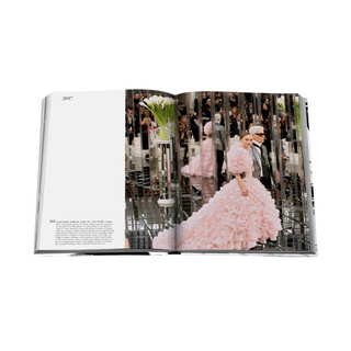 Assouline - Chanel: The Legend of an Icon