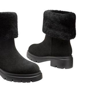 Stuart Weitzman - Hudson Shearling Bootie Black