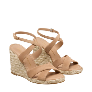 Stuart Weitzman - Alyssa Wedge Sandal in New Camel Suede
